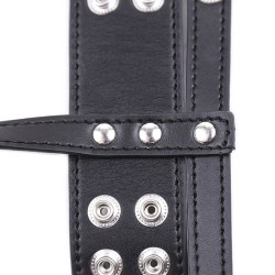 gaine de chasteté en cuir