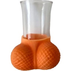 verre  liqueur avec des oeufs naturels