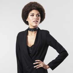 collier noir avec bracelet