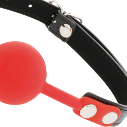 bâillon en silicone rouge