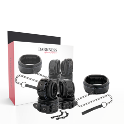 menottes et collier en cuir noir