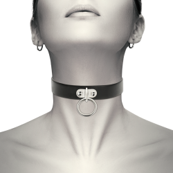 collier en cuir vegan femme accessoire fétiche