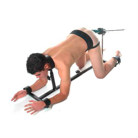 prison bdsm avec accessoire de pénétration