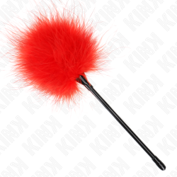 plumes tickle rouges utilisées pour le kit bondage 27 cm