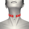 collier en cuir vegan rouge avec accessoire coeur avec cl?