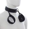 menottes et collier en nylon