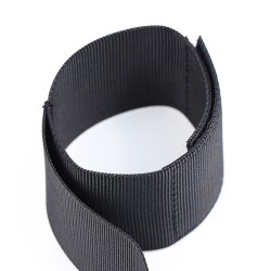 menottes poignets et collier en nylon