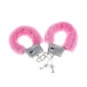 menottes de plaisir en fourrure rose