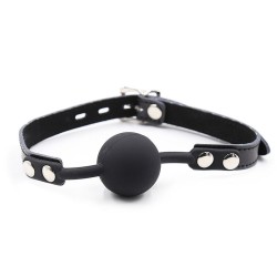 bâillon balle en silicone avec ceinture en cuir (cadenas inclus)
