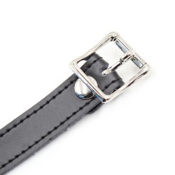 bâillon balle en silicone avec ceinture en cuir (cadenas inclus)