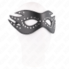 masque en cuirette à rivets modèle 3 26 x 9,5 cm