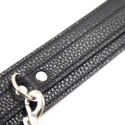 collier motif serpent