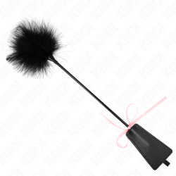 plumes chacouillées avec noeud de ruban rose 49 cm