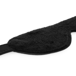 fetish masque aveugle végan