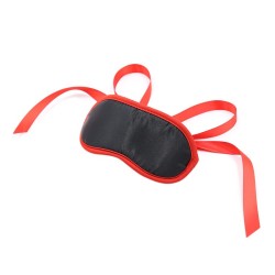 bords rouges noir fetish