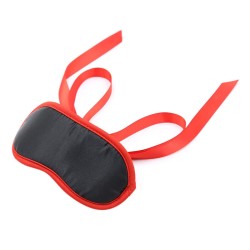 bords rouges noir fetish