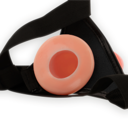 harnais creux avec gode 18 x 3,5 cm